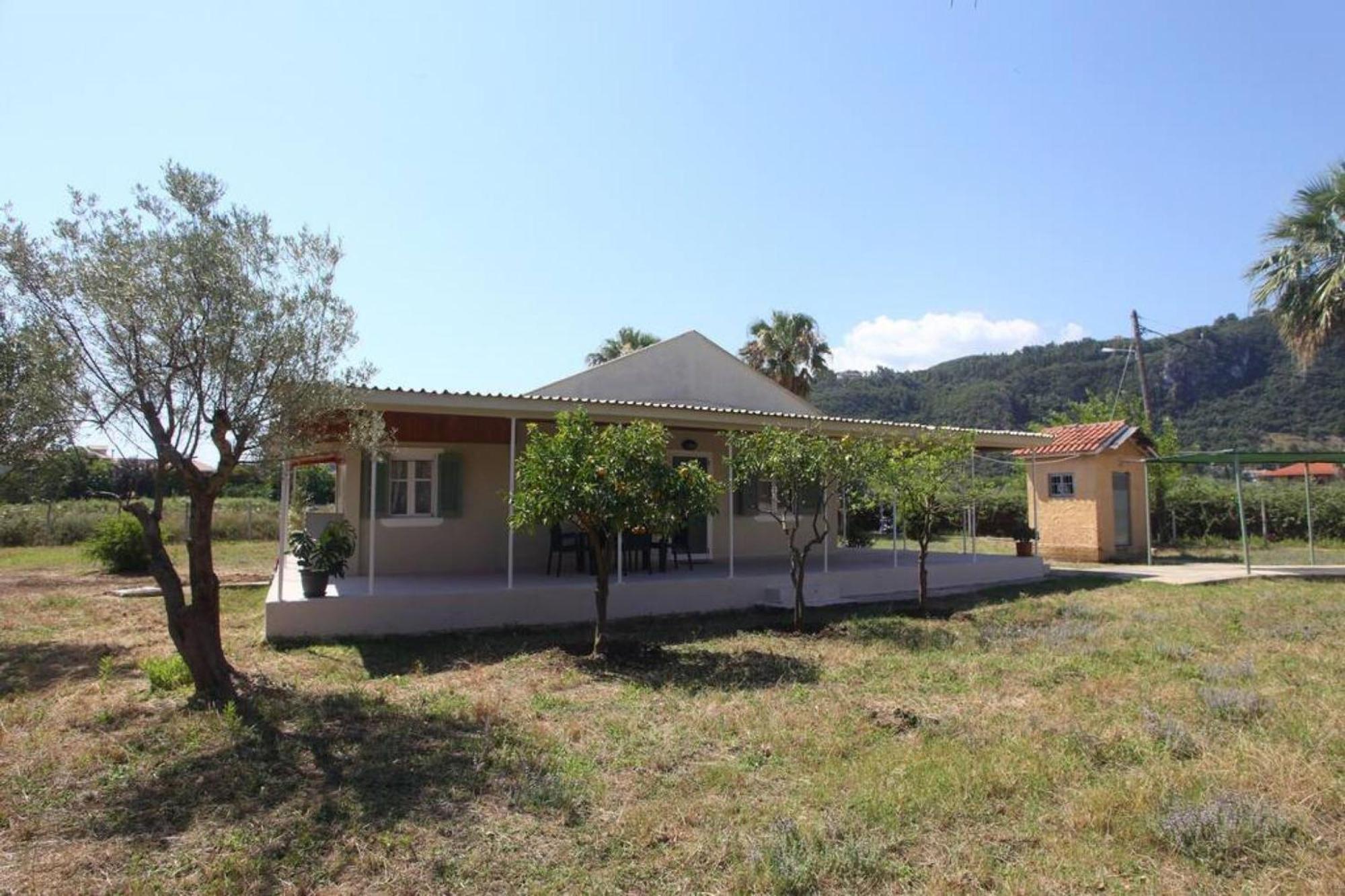 Olga Agios Ioannis - * Lefkada City